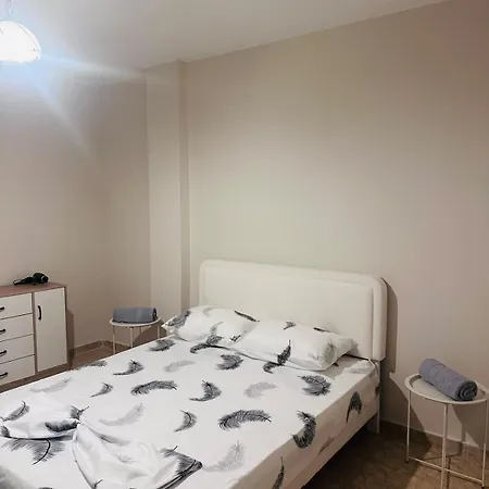 Appartamento E&b Cosy 9 Komuna E Parisit Urban Corner Tirana