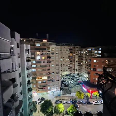 E&b Cosy 9 Komuna E Parisit Urban Corner Appartamento Tirana